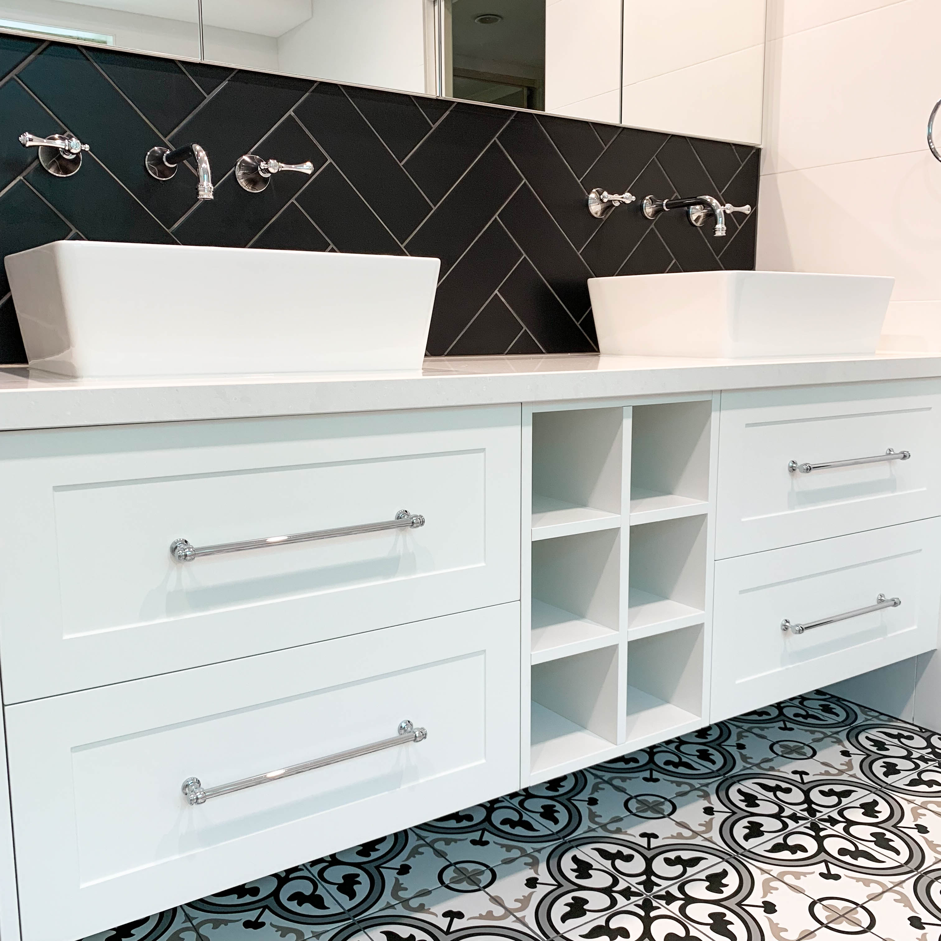 Melbourne Kitchens and Bathrooms - Melbourne Registered Builder