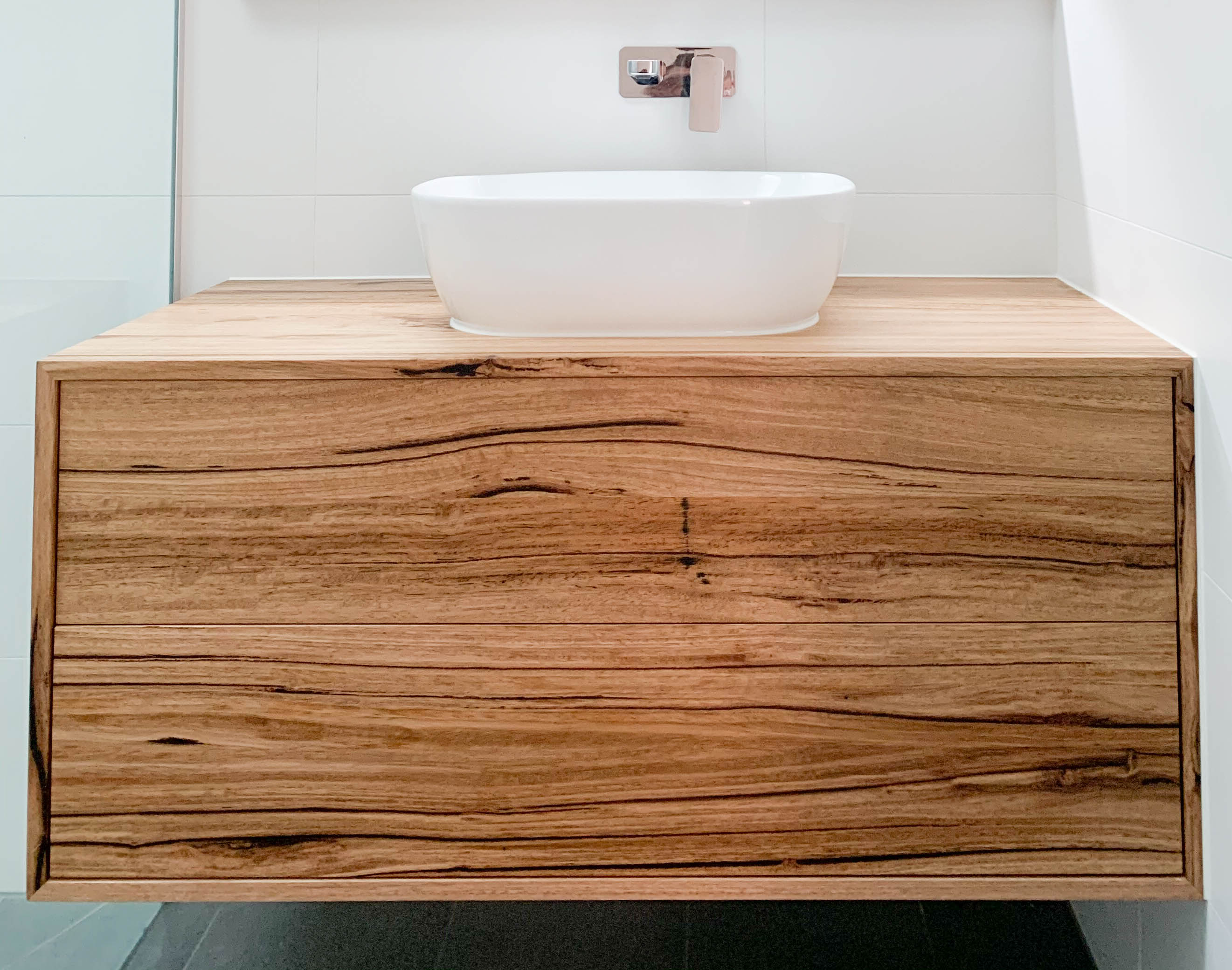 Melbourne Kitchens and Bathrooms - Melbourne Registered Builder